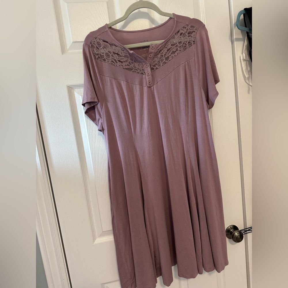 Women's Mauve Lace Detail Top